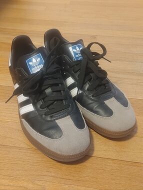 9.5 Adidas Black Vegan Samba